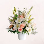 Arrimo de 10 Rosas y Lilium