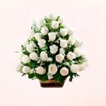 Arreglo Floral de 30 Rosas Blancas