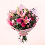 Ramo de 6 Rosas Rosadas y Llium