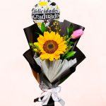 Ramo de girasol y un Tulipan
