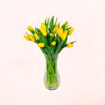 Florero de 10 Tulipanes Amarillos