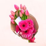 Ramo Rosa de 10 Tulipanes y Gerberas