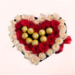 Box Luxury de Rosas Blancas y Rojas