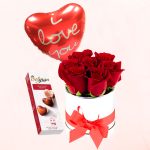 Box Cilindrico de Rosas y chocolate